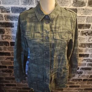 Buffalo David Bitton Women's Army Green Camo Light Weight Shacket Jacket Medium